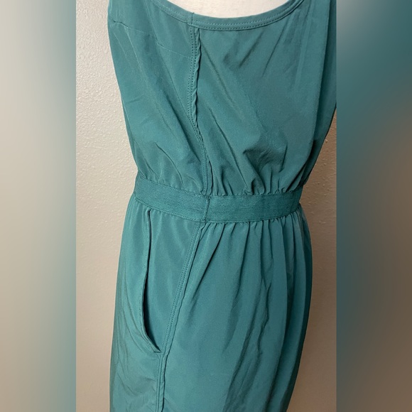 Zella Mix It Up Performance Stretch Tank Dress
Medium Green Moss color - Picture 3 of 5